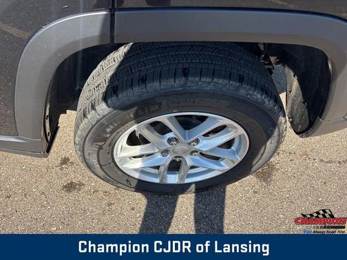 2023 Jeep Grand Cherokee Laredo