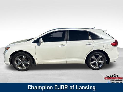 Blizzard Pearl 2010 Toyota Venza