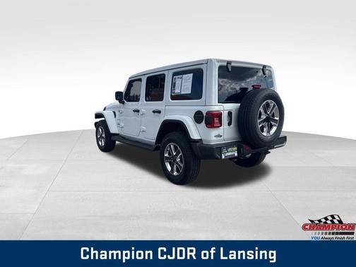Bright White Clearcoat 2023 Jeep Wrangler Sahara