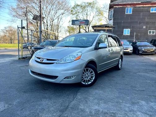 2008 Toyota Sienna XLE Limited