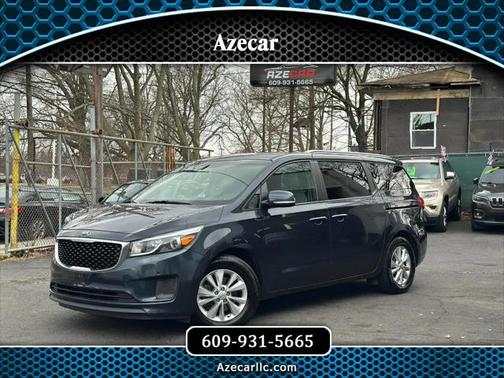 2017 Kia Sedona LX