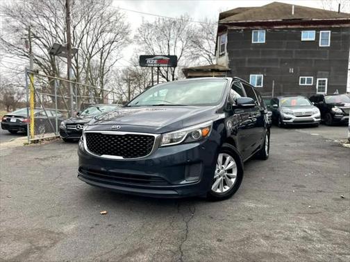2017 Kia Sedona LX