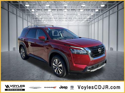 2022 Nissan Pathfinder SL 2WD