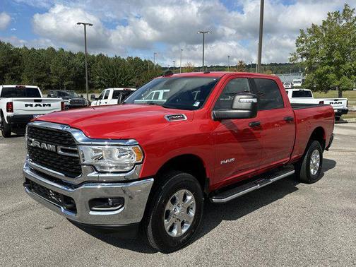 2024 RAM 2500 Big Horn Crew Cab 4x4 6'4' Box