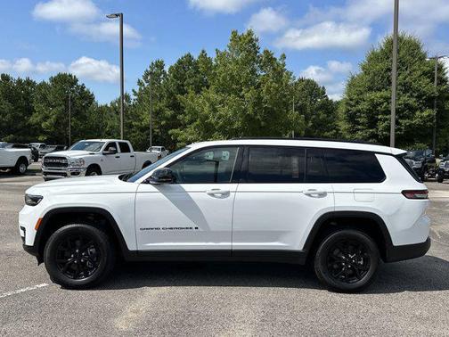 2025 Jeep Grand Cherokee L Altitude