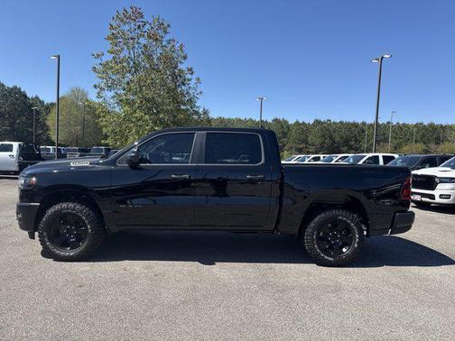 Diamond Black Crystal Pearlcoat 2026 RAM 1500 Warlock Crew Cab 4x4 5'7' Box