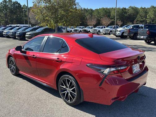 2024 Toyota Camry SE