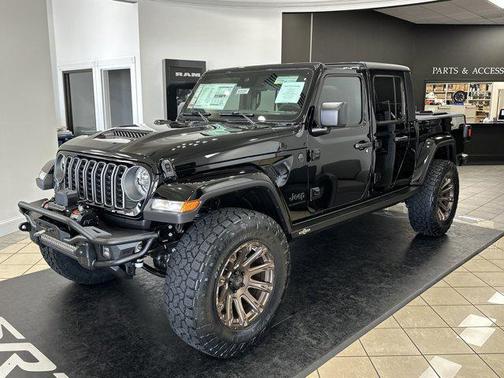 2025 Jeep Gladiator Sport S