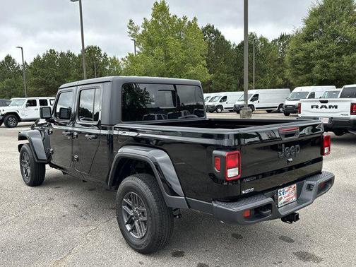 2025 Jeep Gladiator Sport S