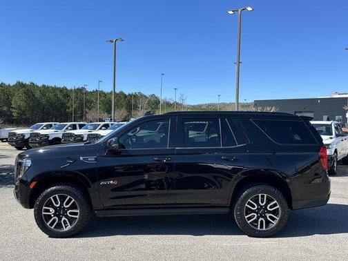 2021 GMC Yukon 4WD AT4