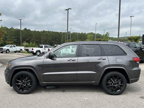 2019 Jeep Grand Cherokee Altitude