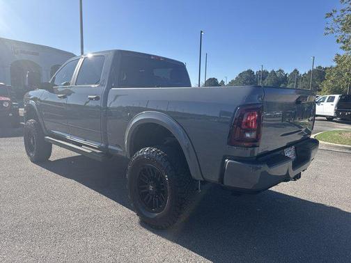 Ceramic Gray Clearcoat 2026 RAM 2500 Big Horn Crew Cab 4x4 6'4' Box