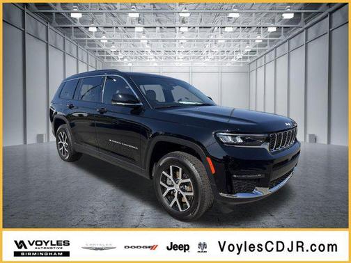 Diamond Black Crystal Pearlcoat 2025 Jeep Grand Cherokee L Limited