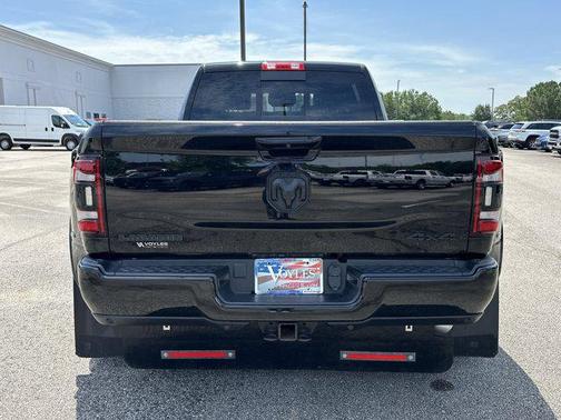 2022 RAM 3500 Laramie Mega Cab 4x4 6'4' Box