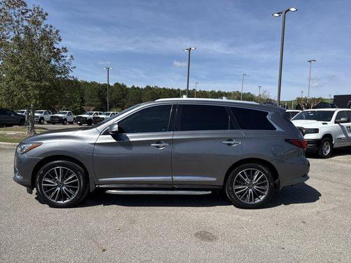 2017 INFINITI QX60 Base