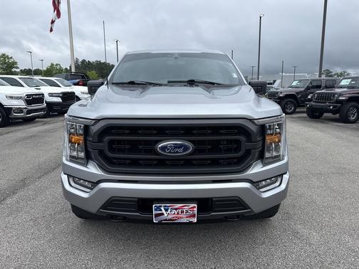 Iconic Silver Metallic 2023 Ford F-150 XLT