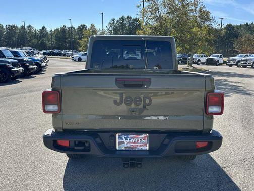 2025 Jeep Gladiator Sport S
