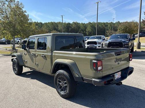 2025 Jeep Gladiator Sport S