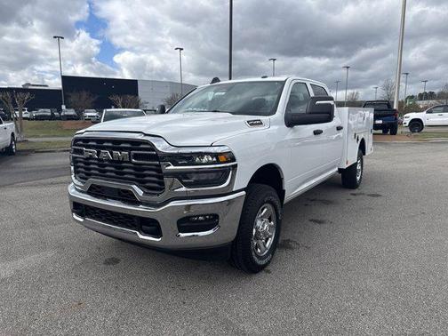 2026 RAM 2500 Tradesman Crew Cab 4x4 8' Box