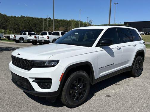 2025 Jeep Grand Cherokee Altitude