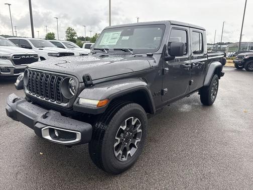Granite Crystal Metallic Clearcoat 2026 Jeep Gladiator Sahara 4x4