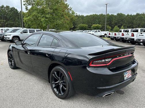 2018 Dodge Charger SXT