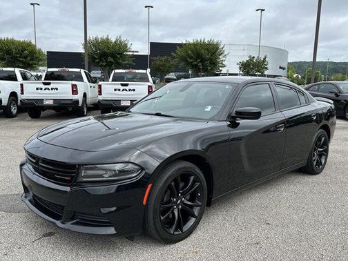 2018 Dodge Charger SXT