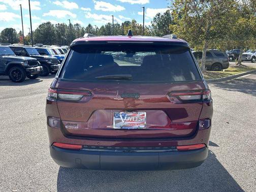 2025 Jeep Grand Cherokee L Altitude
