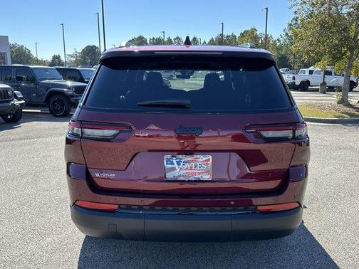 2025 Jeep Grand Cherokee L Altitude