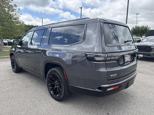 Baltic Gray Metallic Clearcoat 2026 Jeep Grand Wagoneer L Limited Reserve 4x4