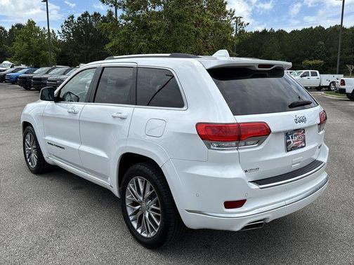 2018 Jeep Grand Cherokee Summit