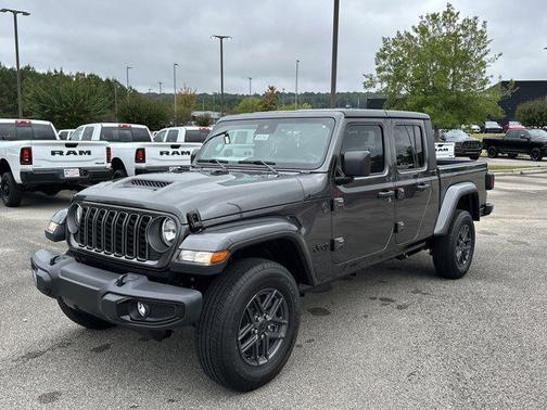 2025 Jeep Gladiator Sport S