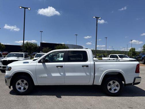 Bright White Clearcoat 2026 RAM 1500 Big Horn/Lone Star