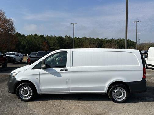 2018 Mercedes-Benz Metris Base