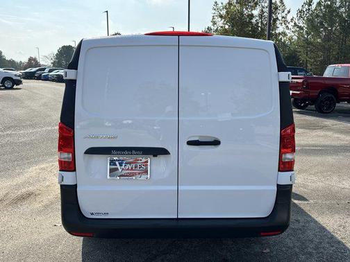 2018 Mercedes-Benz Metris Base