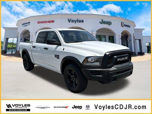2024 RAM 1500 Classic Warlock Crew Cab 4x2 5'7' Box