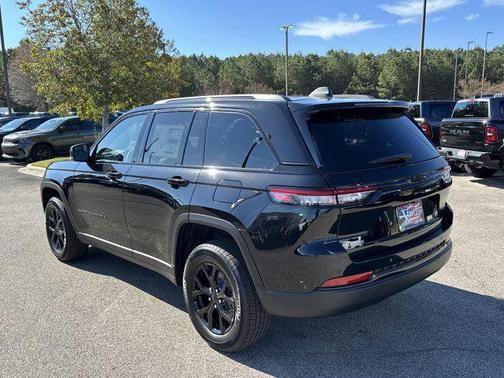 2025 Jeep Grand Cherokee Altitude