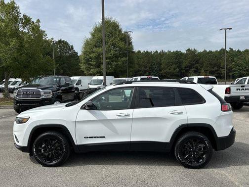2023 Jeep Cherokee Altitude