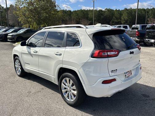 2018 Jeep Cherokee Overland