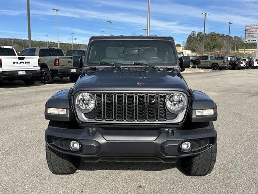 2024 Jeep Gladiator Nighthawk
