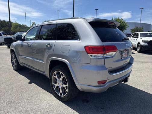 Billet Silver Metallic Clearcoat 2019 Jeep Grand Cherokee Overland