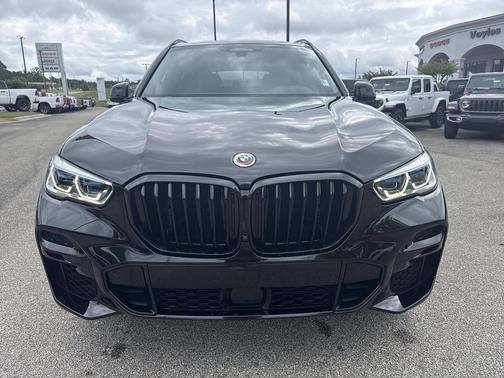 Black Sapphire Metallic 2023 BMW X5 M50i