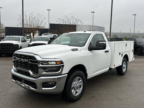2026 RAM 2500 Tradesman Regular Cab 4x2 8' Box
