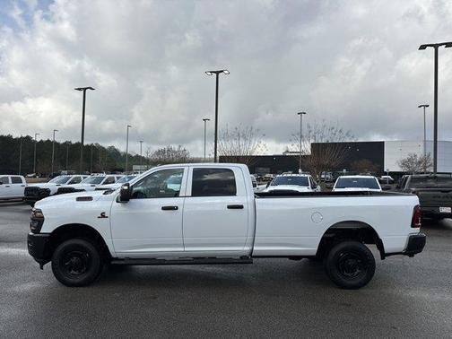2026 RAM 2500 Tradesman Crew Cab 4x4 8' Box