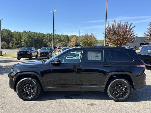 2025 Jeep Grand Cherokee Altitude