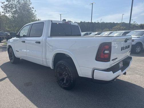 Bright White Clearcoat 2026 RAM 1500 Big Horn/Lone Star