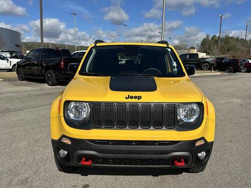 2023 Jeep Renegade Trailhawk
