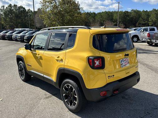 2023 Jeep Renegade Trailhawk