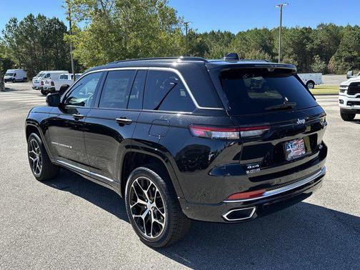 2025 Jeep Grand Cherokee Summit