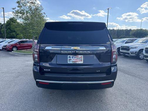 Dark Ash Metallic 2024 Chevrolet Suburban LT